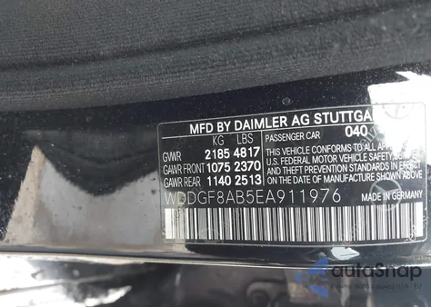 2014 Mercedes-Benz C 300 Luxury 4Matic/Sport 4Matic z USA, uszkodzony, nr VIN WDDGF8AB5EA911976